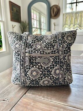 Vera Bradley Black, Gray and Cream Quilted Shoulder Bag